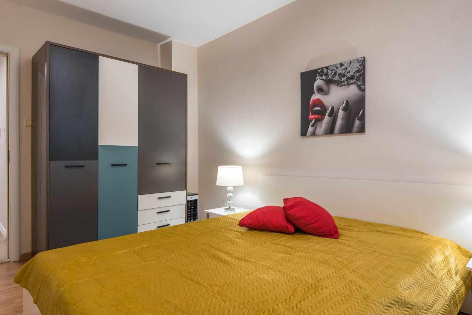 Red Velvet Apartment Varna Exterior foto
